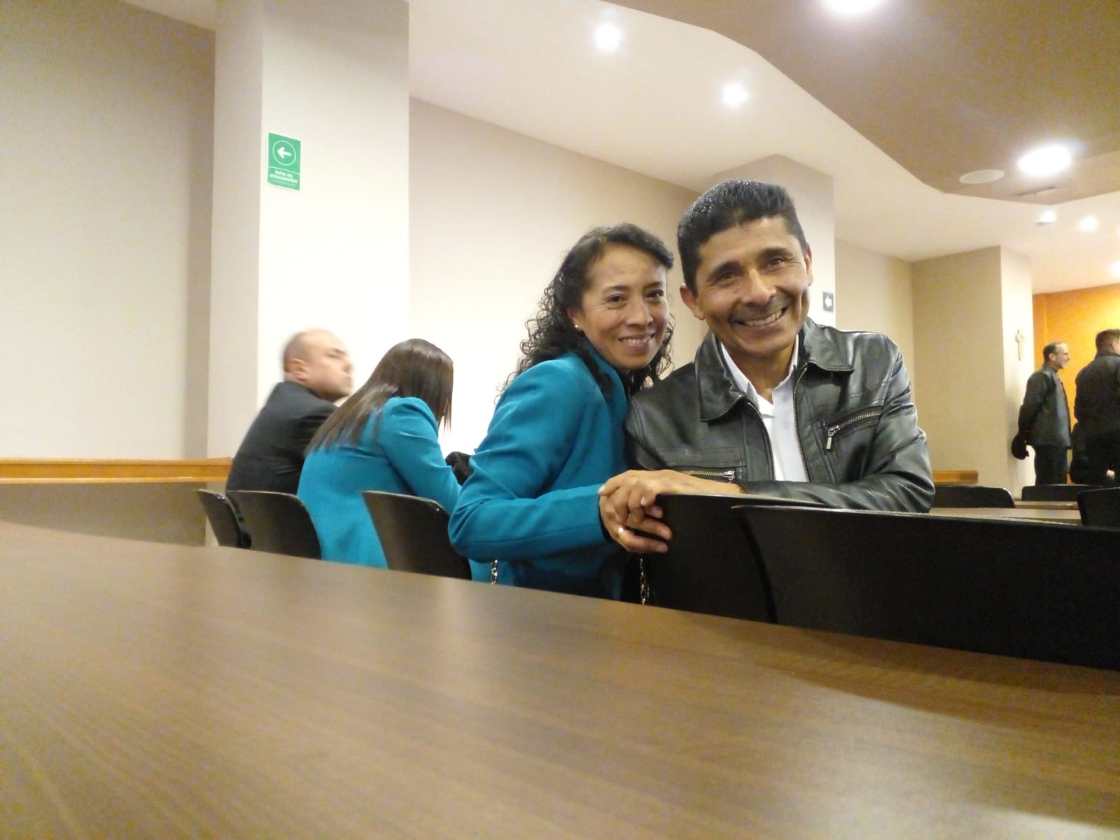 p