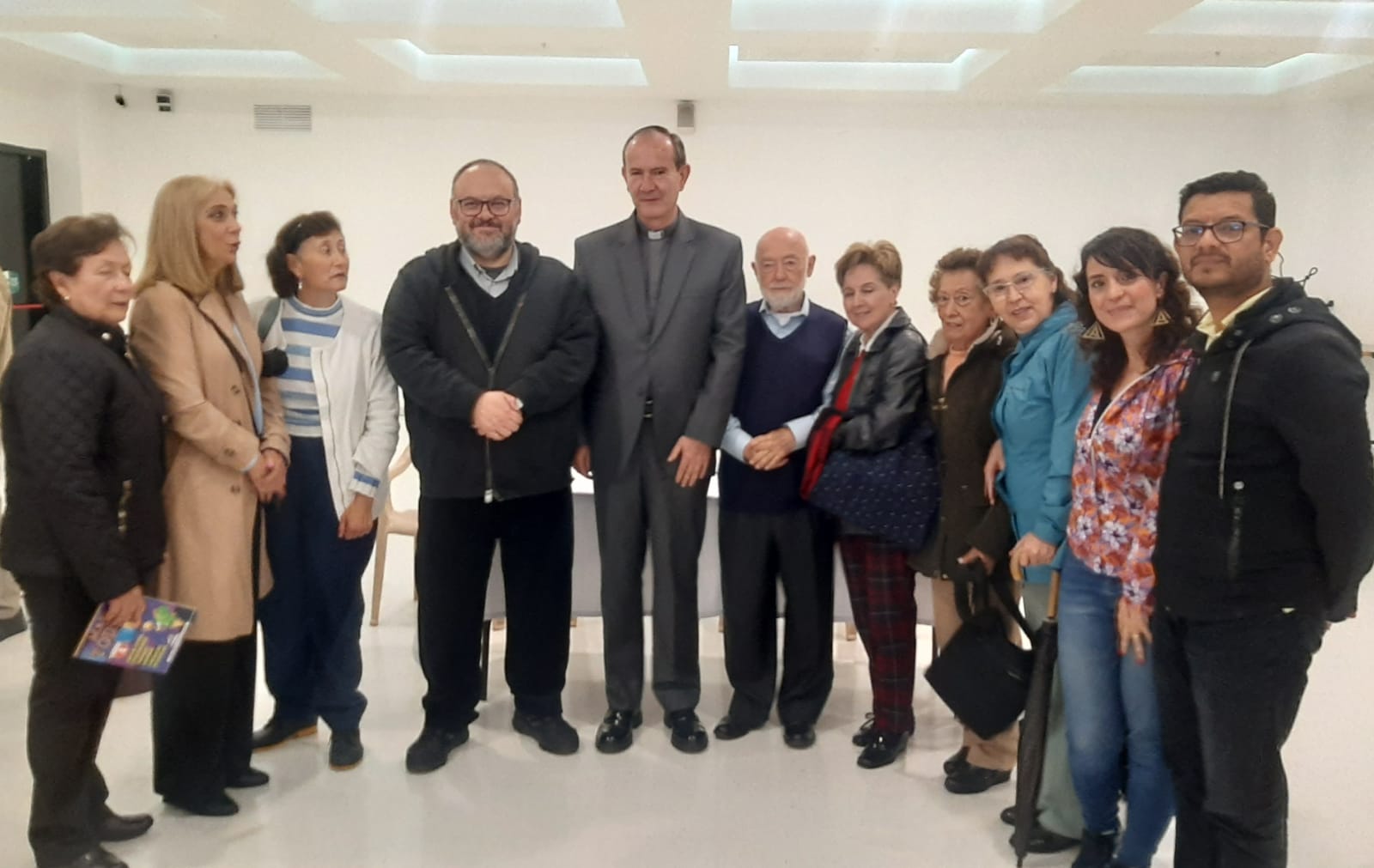 Encuentro de grupos Pastorales Arciprestazgo 1.5 de la Vicaría de la Inmaculada Concepción, en el marco de la visita pastoral del Monseñor Darío Álvarez Botero, Vicario Episcopal Territorial.