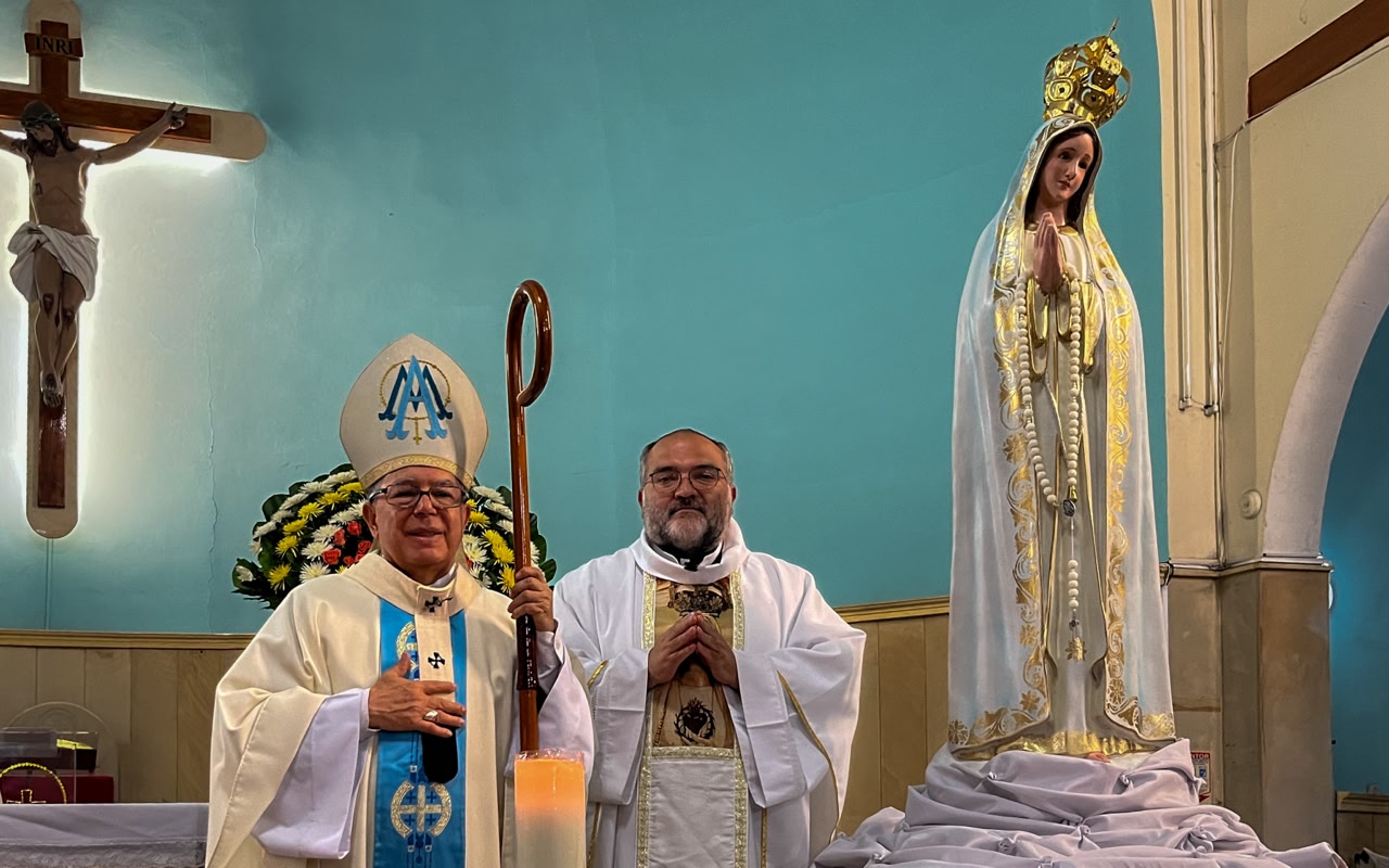 Parroquia Nuestra Señora del Rosario de Fátima ©