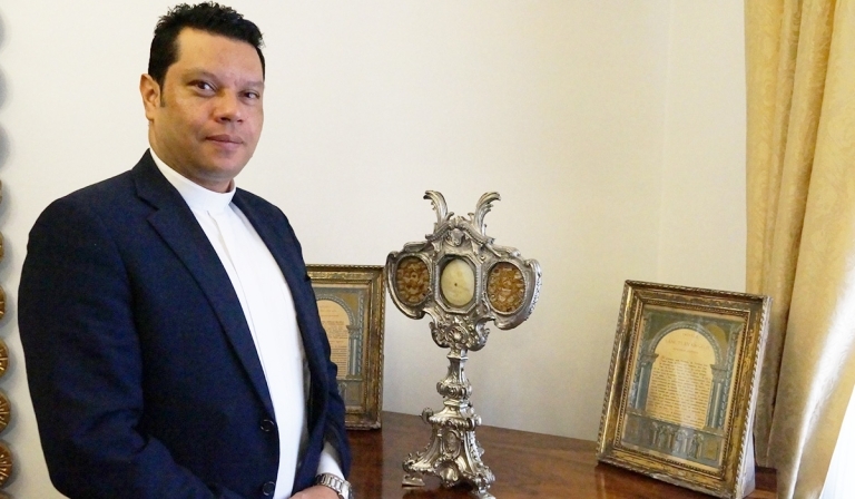 Mons. Cupitra